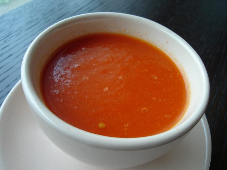 Ile ryżu do zupy pomidorowej